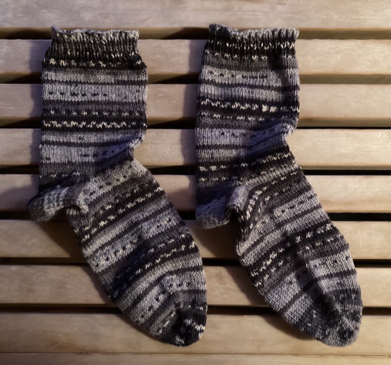 So Vanilla Socks black stripes